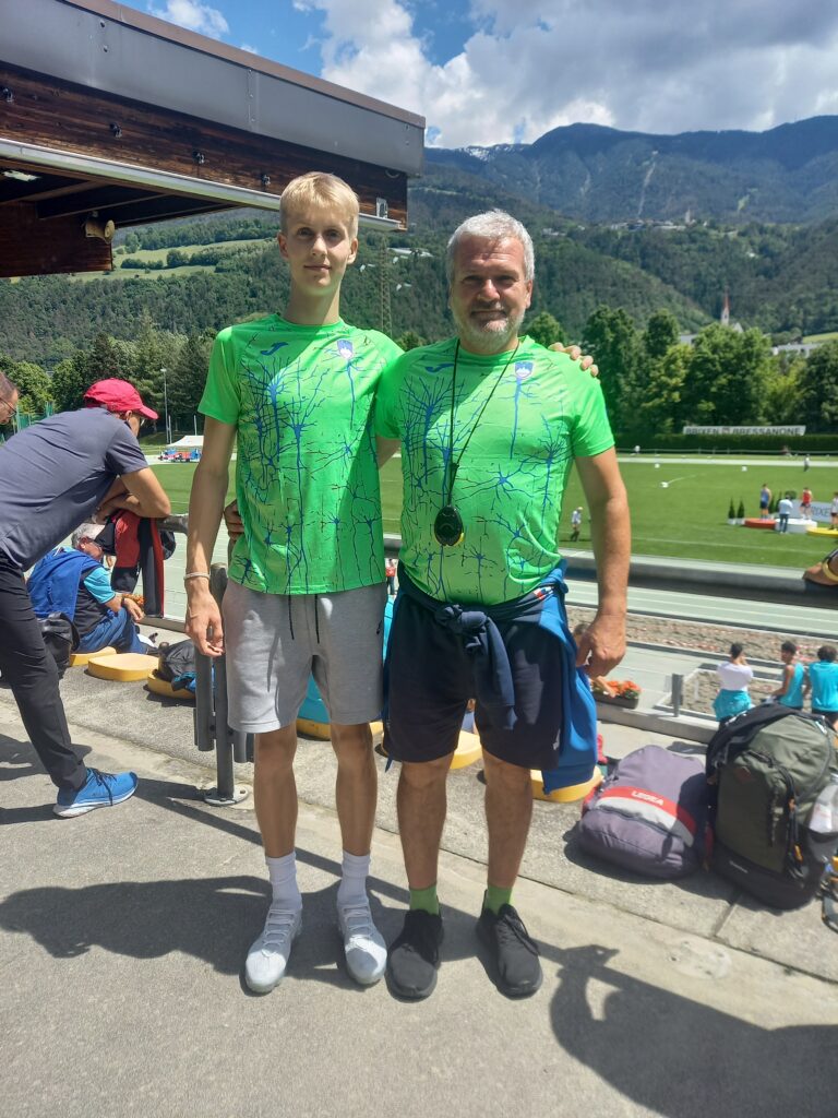 DJAIP BARTOLJ IN MAKŠE USPEŠNO NASTOPILA ZA REPREZENTANCO