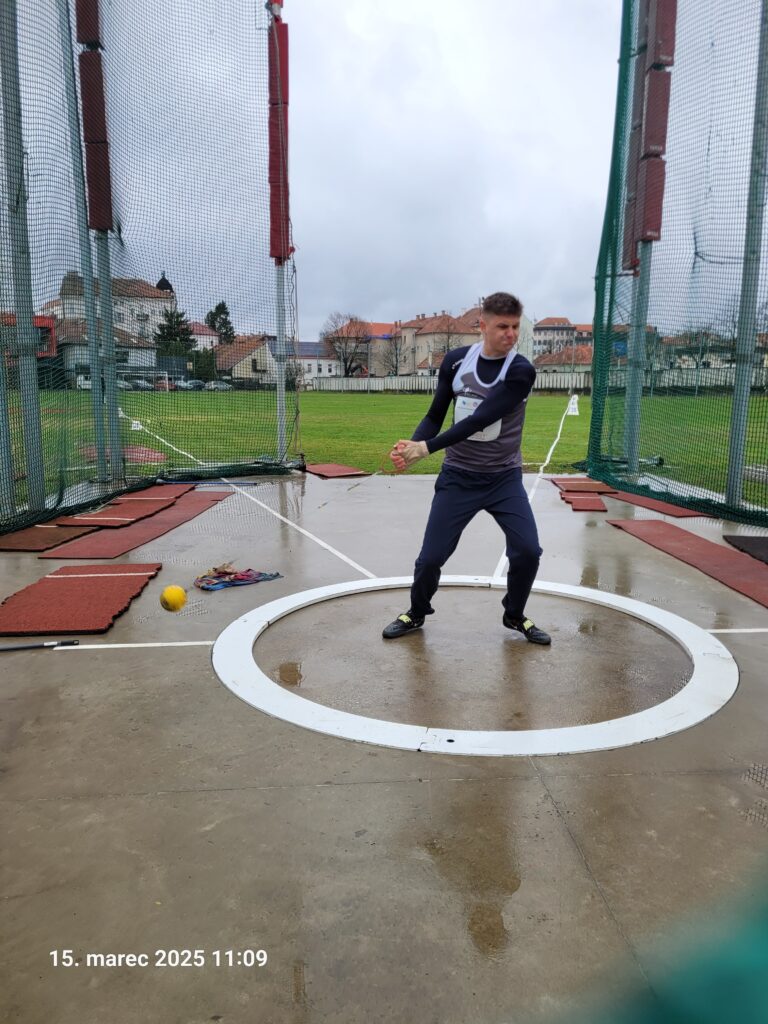 Prvenstvo Slovenije v zimskih dolgih metih za U16 in U20